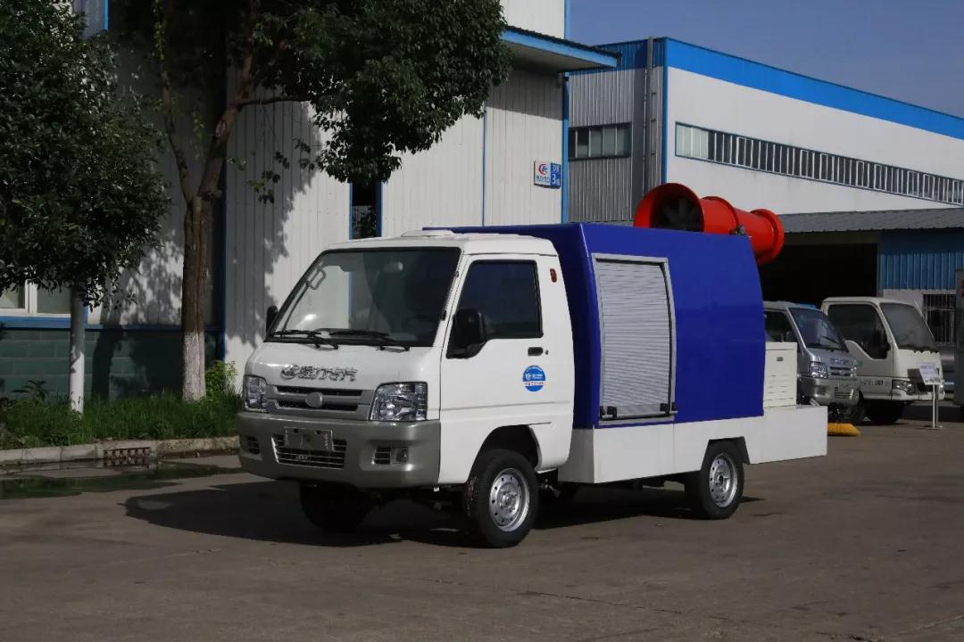 程力新能源人工智能搶險(xiǎn)救援車首批訂單圓滿交車，為國家電網(wǎng)提供一流產(chǎn)品