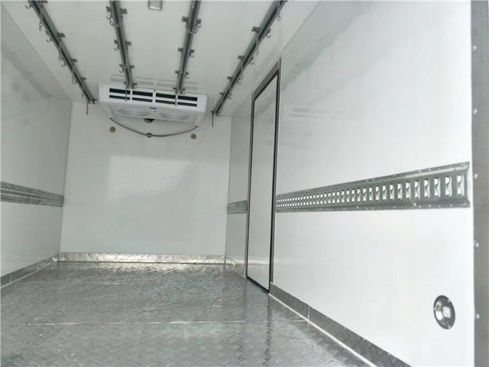 冷藏車在運(yùn)輸過(guò)程中如何減少損耗?